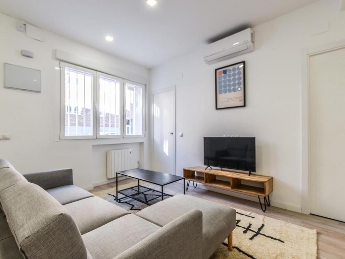 Apartamentos En Madrid Rio Reformados Alquiler Temporal Extérieur photo