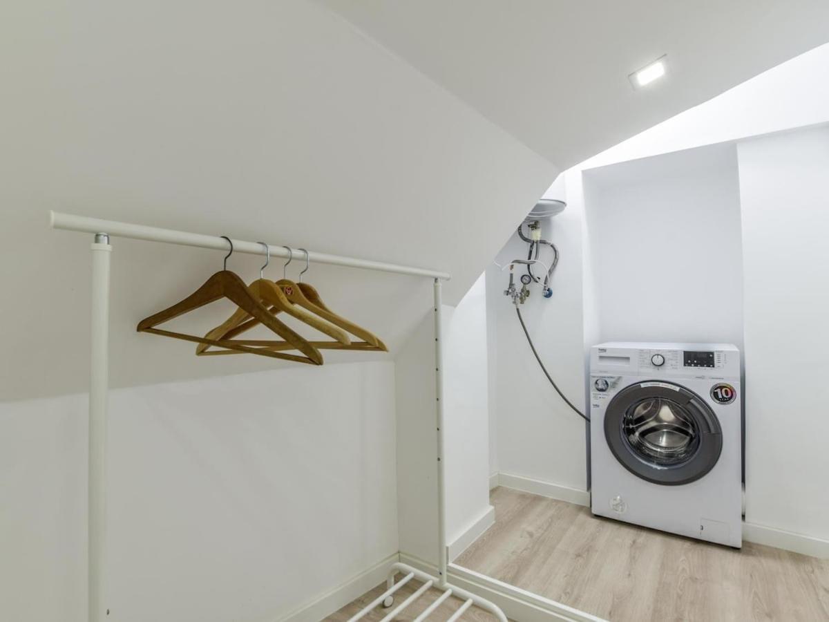 Apartamentos En Madrid Rio Reformados Alquiler Temporal Extérieur photo